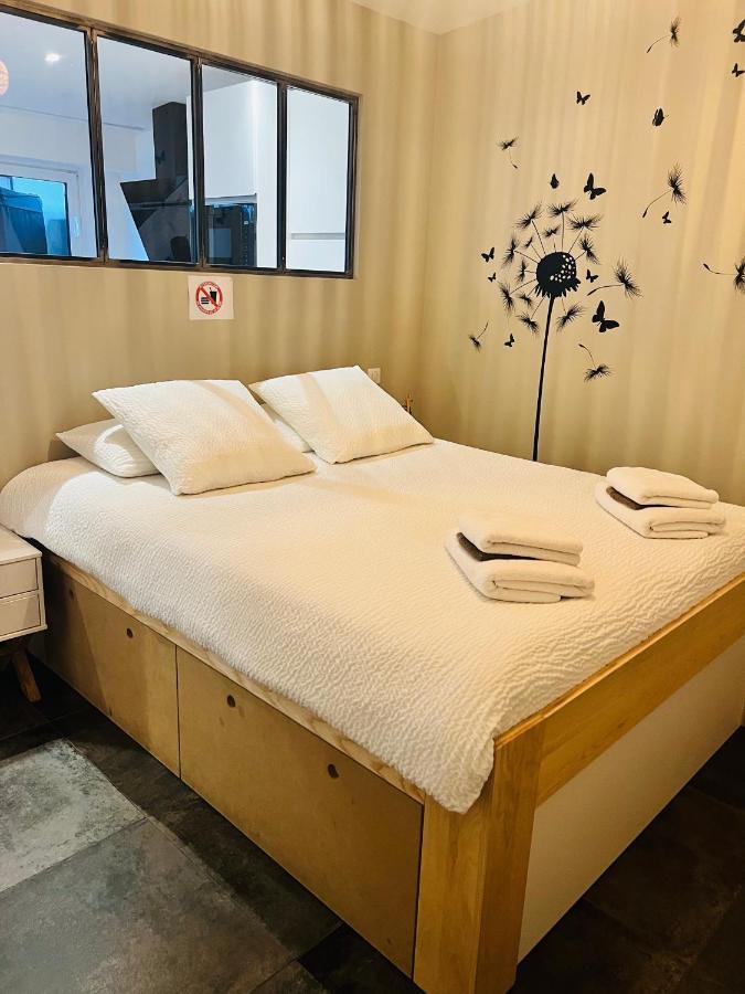 Le Saint Symphorien, Parking Gratuit Privee Apartment Vannes Exterior photo