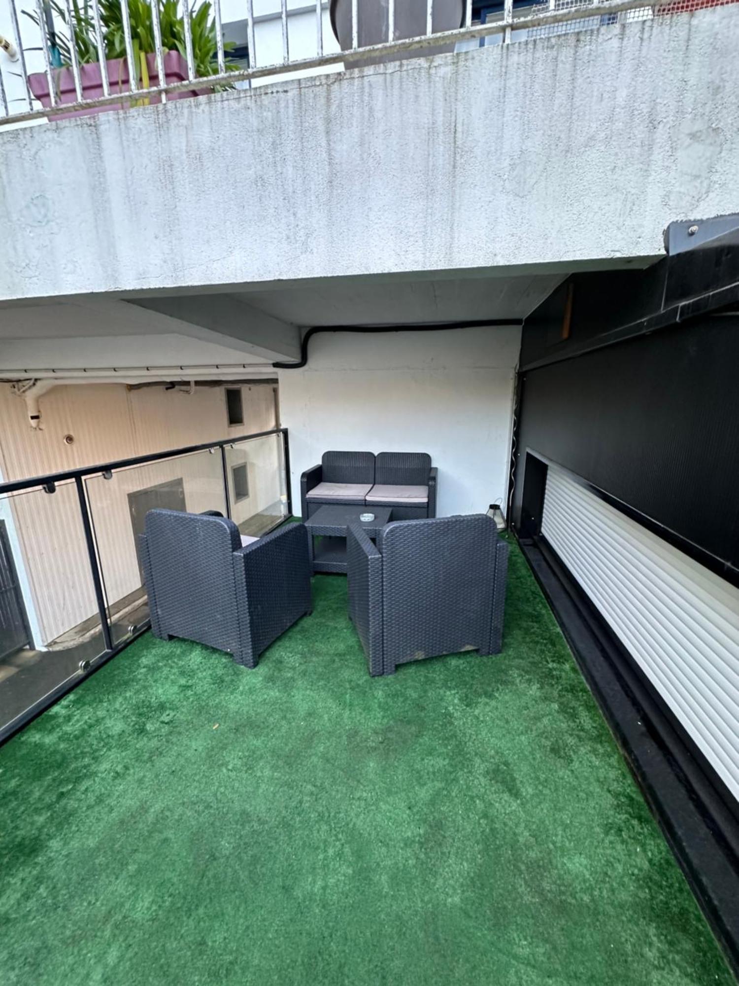 Le Saint Symphorien, Parking Gratuit Privee Apartment Vannes Exterior photo